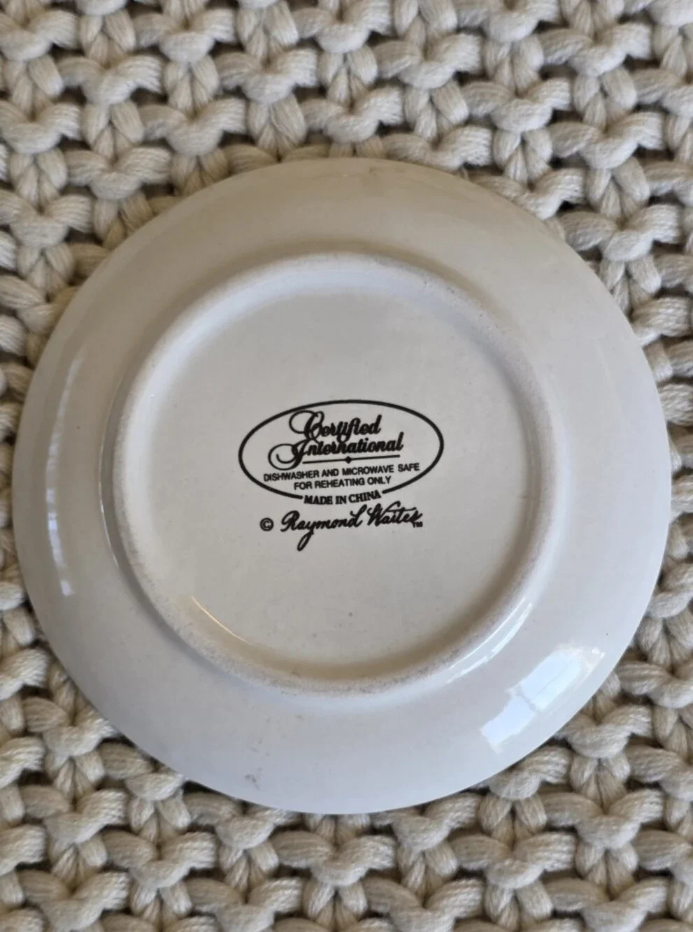 Certified International Raymond Waites Festive Angels 5.25” Christmas Plate